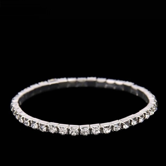 2pcs Rhinestone Butterfly Heart Decor Chain
Silver Shiny Bracelet Party Gift - Picture 3 of 3